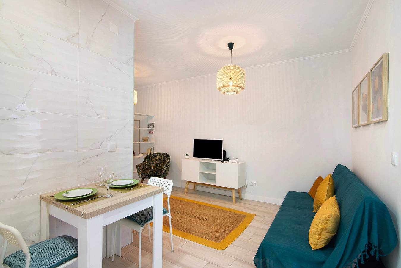 Ferienhaus 'Casa Belice' mit privater Terrasse, Wlan und Klimaanlage in Vila Real de Santo António, Faro Distrikt