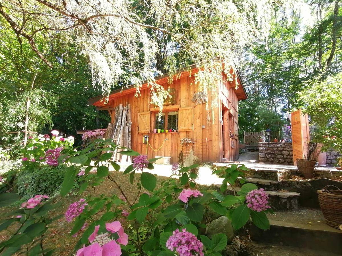 Appartement entier, Cabane en forêt in Étercy, Région d'Annecy