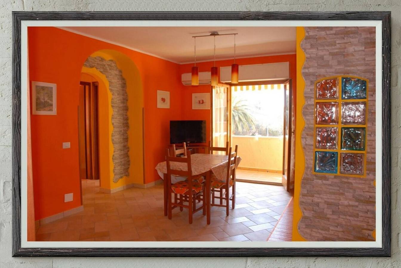 Entire apartment, Apartment 'Arancio' with Private Terrace and Air Conditioning in Parco Nazionale dell'Arcipelago di La Maddalena, La Maddalena