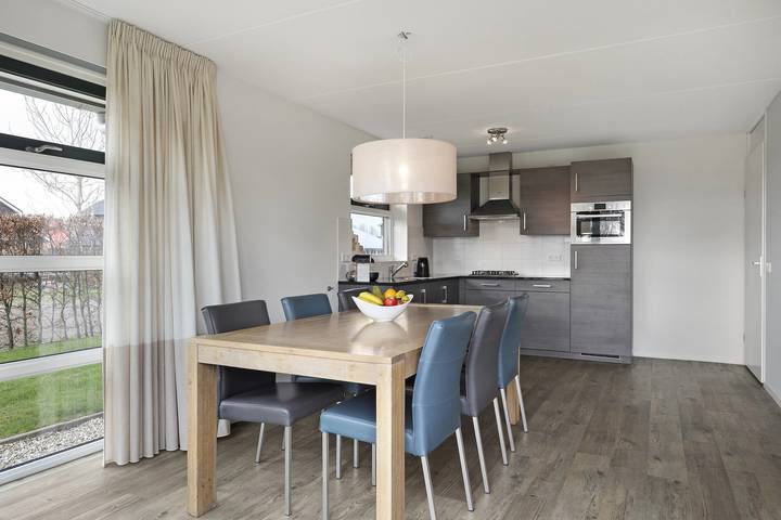 Bungalow für 6 Personen mit Terrasse in Friesland