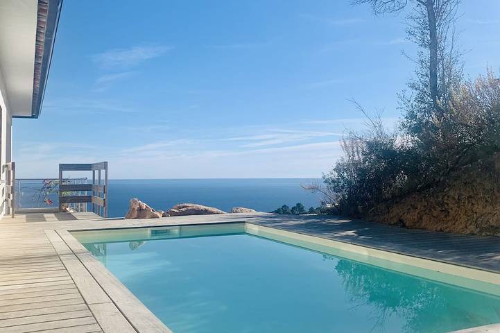 Villa pour 9 personnes, animaux acceptés à Sari-Solenzara