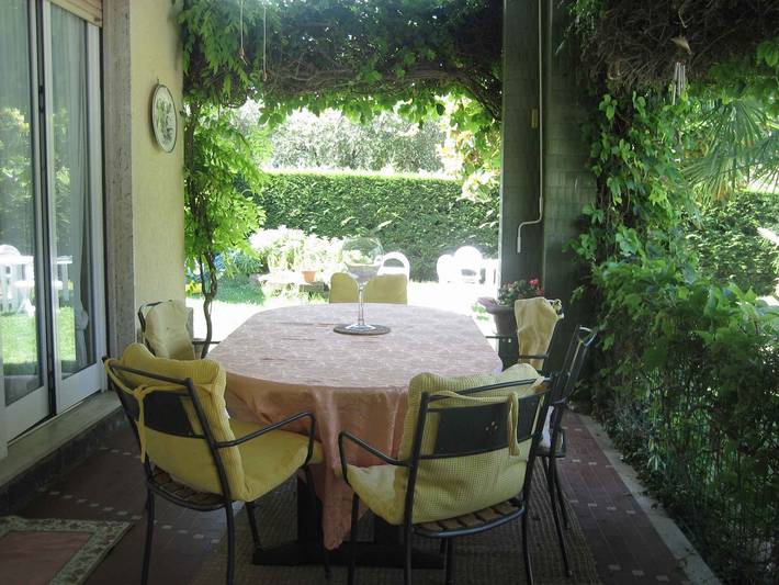Villa con accesso diretto al lago in Lazise, Prealpi Gardesane