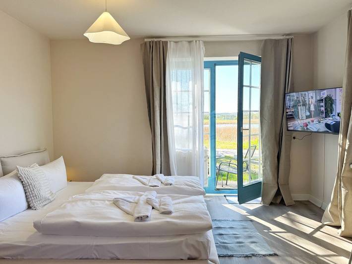Ferienwohnung für 2 Personen, mit Terrasse und Seeblick in Sellin