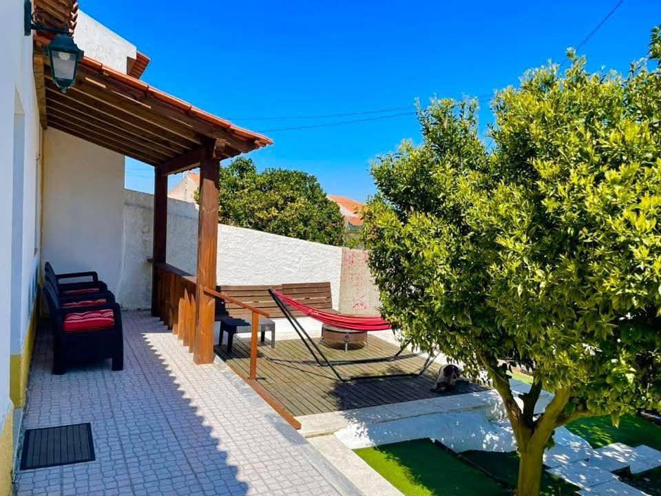 Casa da Laranjeira Pet Friendly in Bombarral, Leiria distrito