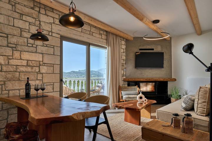 Entire apartment, Apartment 'Villa 2' with Mountain View, Balcony and Wi-Fi in Lasithi Plateau, Lasithi