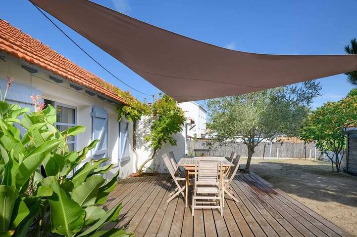 Gîte pour 10 personnes, avec terrasse