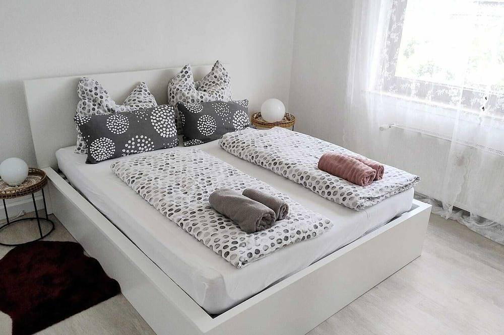 Ganze Wohnung, Einliegerwohnung in Höxter in Höxter, Kreis Höxter