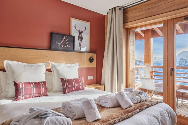 Hôtel pour 2 personnes, avec Terrasse ainsi que Piscine et Sauna