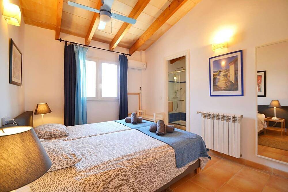 Hütte in Mallorca am Sandstrand in Colònia de Sant Pere, Artà