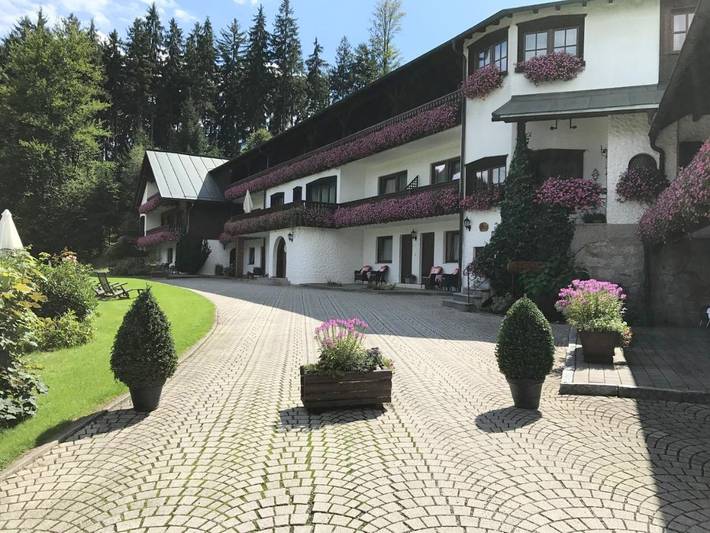 Ferienhaus für 2 Personen, mit Balkon und Terrasse sowie Garten und Pool in Warmensteinach