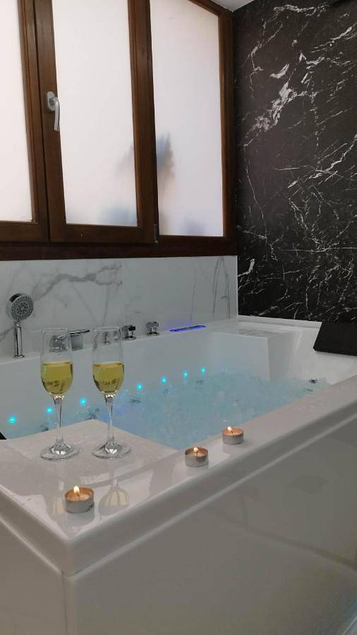 Gîte pour 2 personnes, avec jacuzzi à Burgos - 2