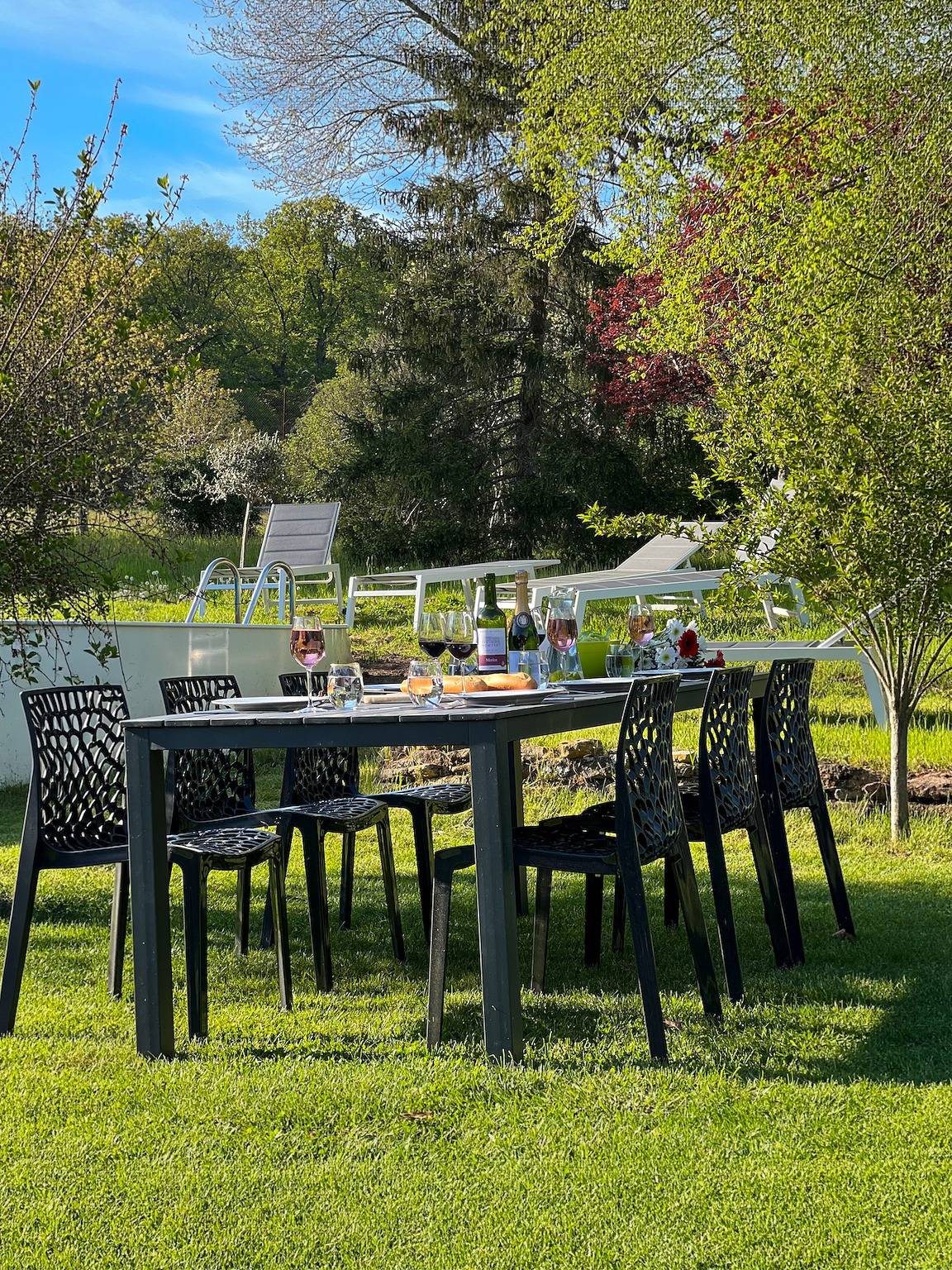Casa de campo 'Maison Le Bonheur' con piscina privada, jardín y Wi-Fi in Magny-lès-Jussey, Alto Saona
