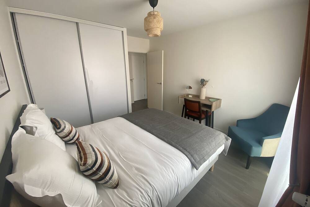 Appartement entier, Appartement T2 avec Terrasse in Moulins, Allier