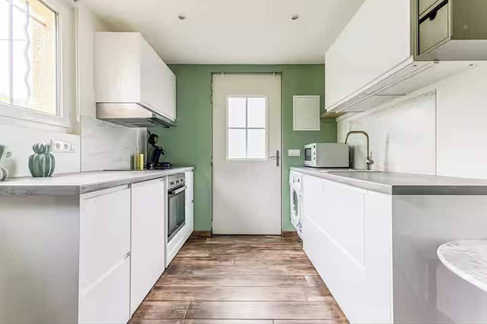 Apartamento entero, Lovely Studio with garden and private Jacuzzi area in Sonnaz, Chambéry region