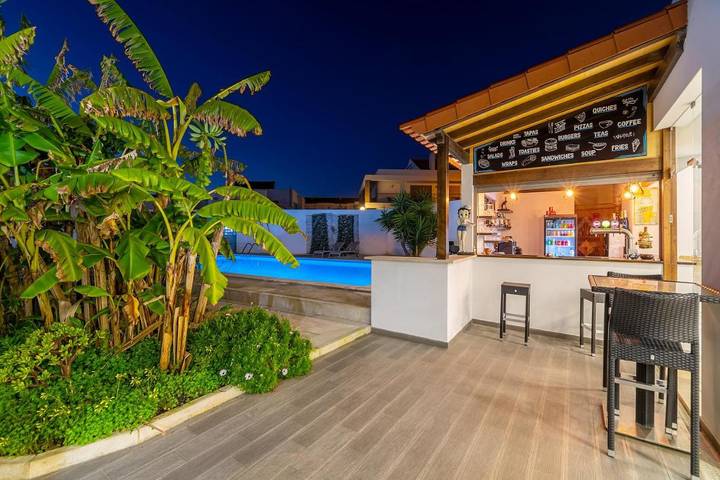 Gîte pour 6 personnes, avec jardin ainsi que piscine et jacuzzi à Peniche - 4