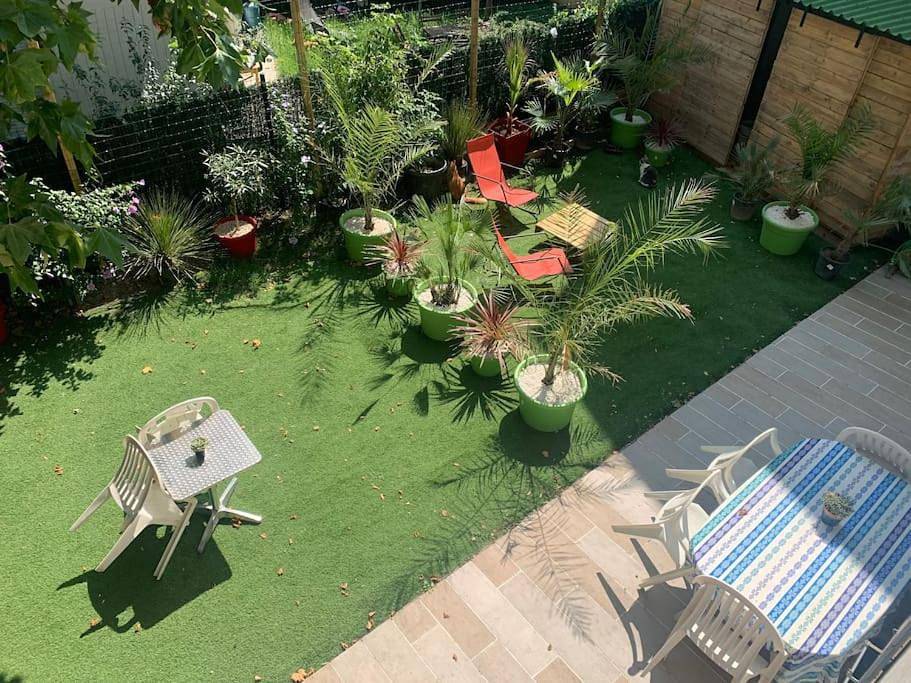 Appartement entier, Homeypic T3 en rez de jardin proche de Lyon in Saint-Fons, Lyon et ses environs