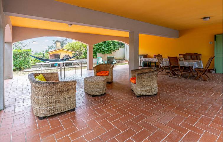 Recintato, WiFi, Parcheggio: 180 mq Marliana Apt in Marliana, Provincia di Pistoia