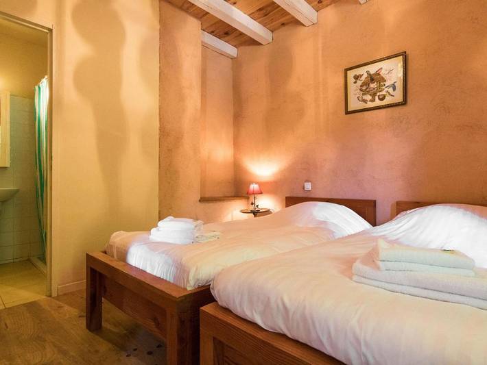 Location de vacances pour 6 personnes, avec Terrasse et Piscine à Chalais (Aquitaine) - 4