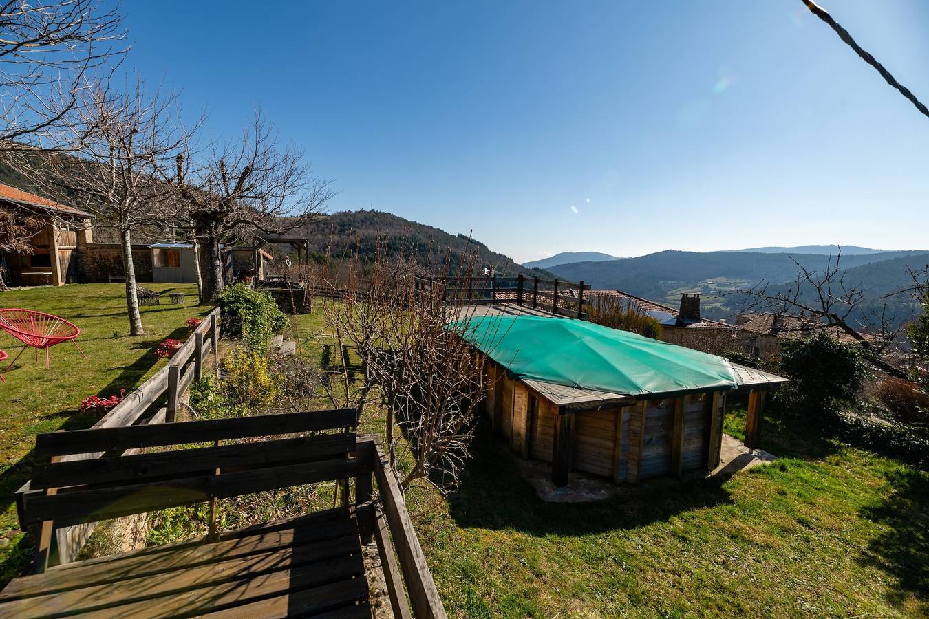 Cabane ecolodge en Ardèche à proximité directe de la nature in Saint-Symphorien-de-Mahun, Région de Tournon-sur-Rhône