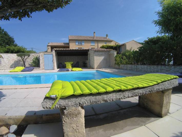 Location de vacances pour 2 personnes, avec piscine et bassin pour enfant ainsi que jacuzzi et jardin à Vinsobres - 2