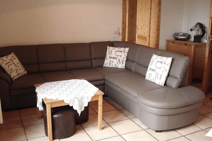 Ferienhaus für 6 Personen, mit Terrasse und Garten in Üxheim