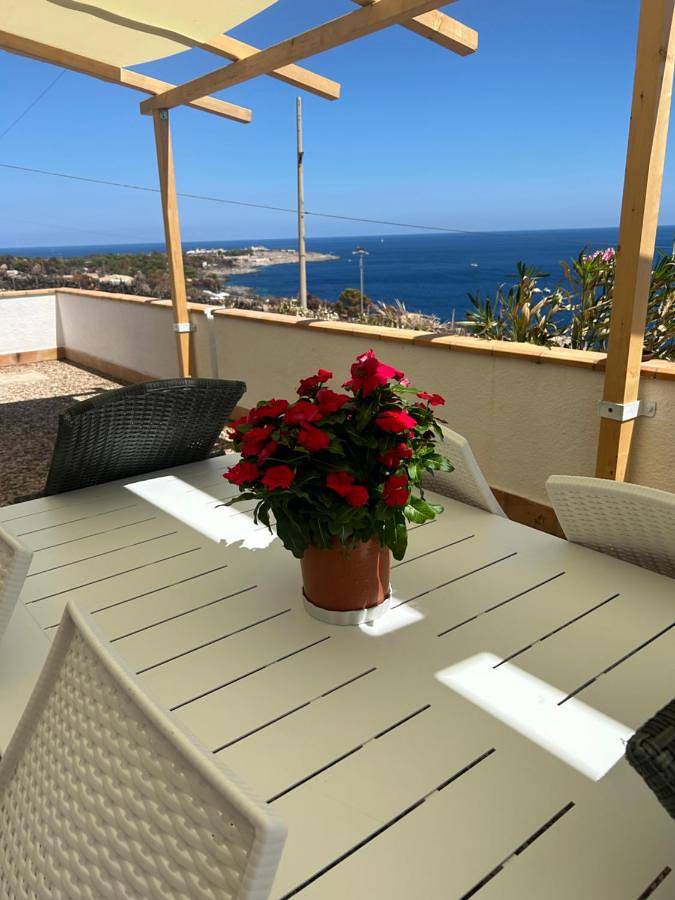 Villa Costanza in Zarbo di Mare, San Vito Lo Capo
