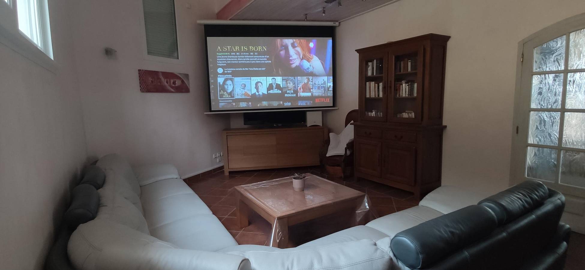 Casa de huéspedes para 15 personas con piscina in Mours-Saint-Eusèbe, Región de Valence