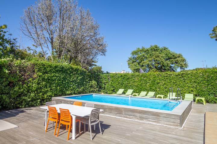 Casa vacanza per 8 persone, con Terrazza e Giardino a Antibes