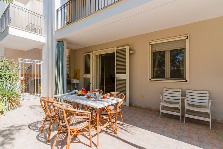 Ferienwohnung für 6 Personen, mit Balkon und Garten in Otranto - 2