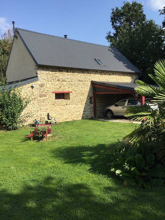 Maison indépendante dans un cadre champêtre in Epiniac, Région de Saint-Malo