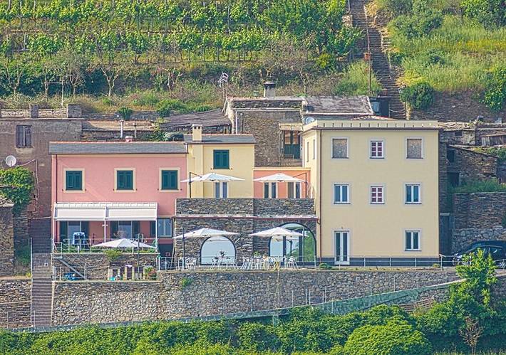 B&b per 2 persone, con Terrazza e Giardino nonché Piscina e Panorama a Comune di Lavagna