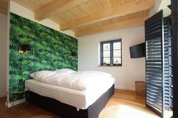 Ferienhaus für 8 Personen, mit Garten und Sauna sowie Terrasse in Kalkhorst