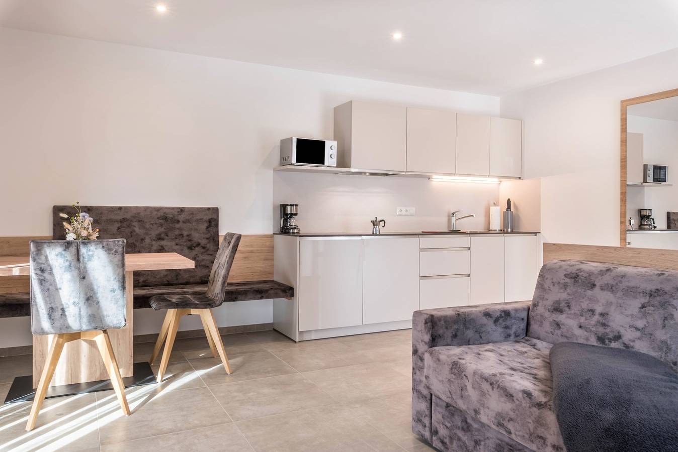 Entire apartment, Accessible Holiday Apartment 'Aster Moments Apt Max' with Terrace & Wi-Fi in Jenesien, Sarntal Alps