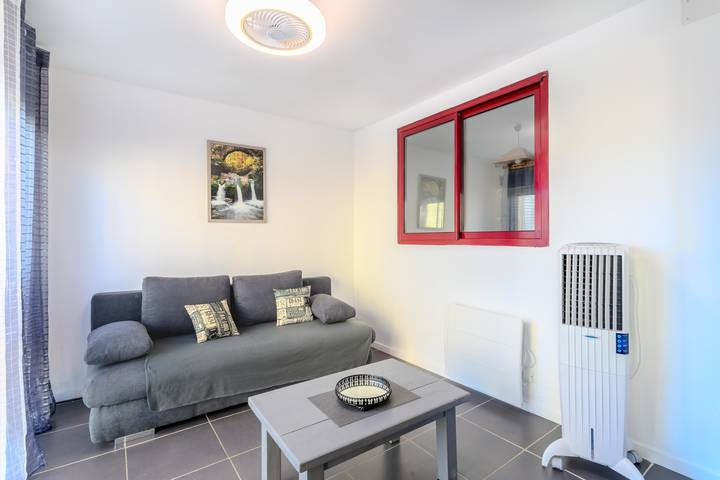 Appartement entier, Appartement pour 6 personnes avec terrasse partagée, climatisation et Wi-Fi in Sorède, Côte méditerranéenne (France)