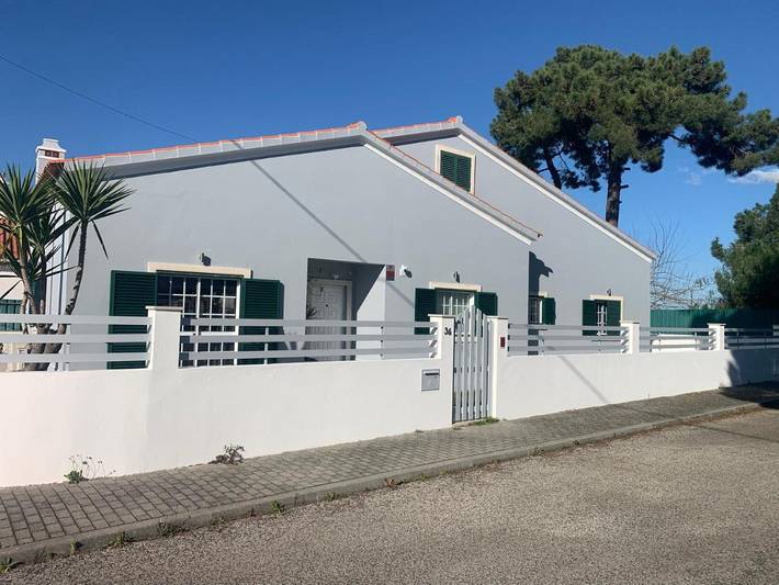 Casa de férias para 4 pessoas, com jacuzzi e jardim em Azeitão