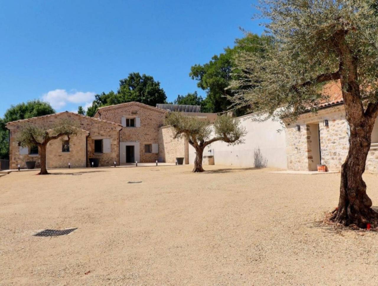 Gîte 'Chabrier' con vistas a la montaña, Wi-Fi y aire acondicionado in Espenel, Región de Die