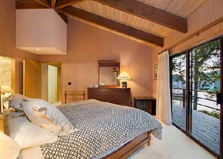 Vacation rental for 6 people, with yard and terrace in San Juan Island