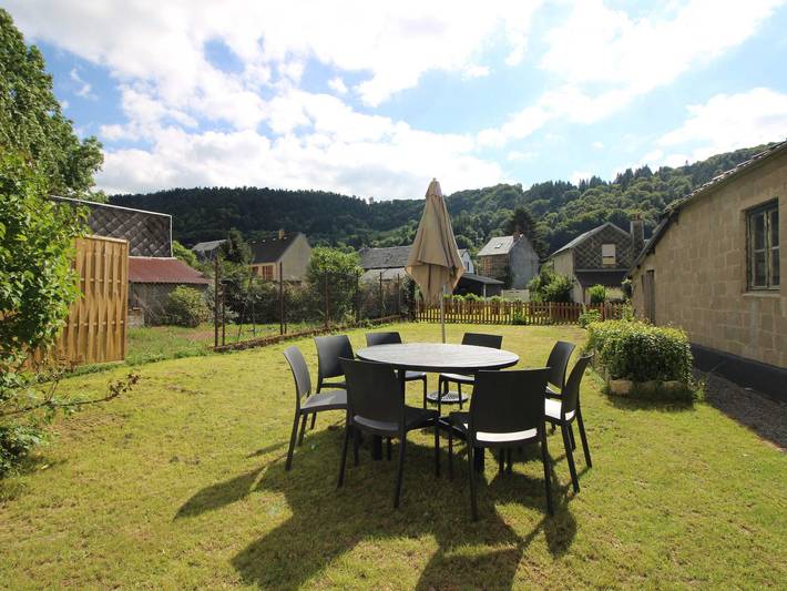 Location de vacances pour 6 personnes, avec Jardin dans le Puy-de-Dôme