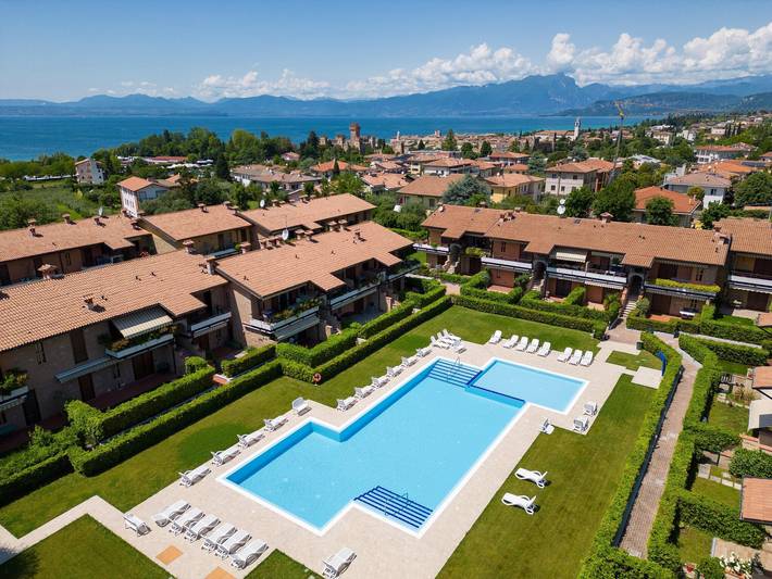 Ferienhaus für 4 Personen, mit Terrasse und Garten sowie Pool in Lazise - 4