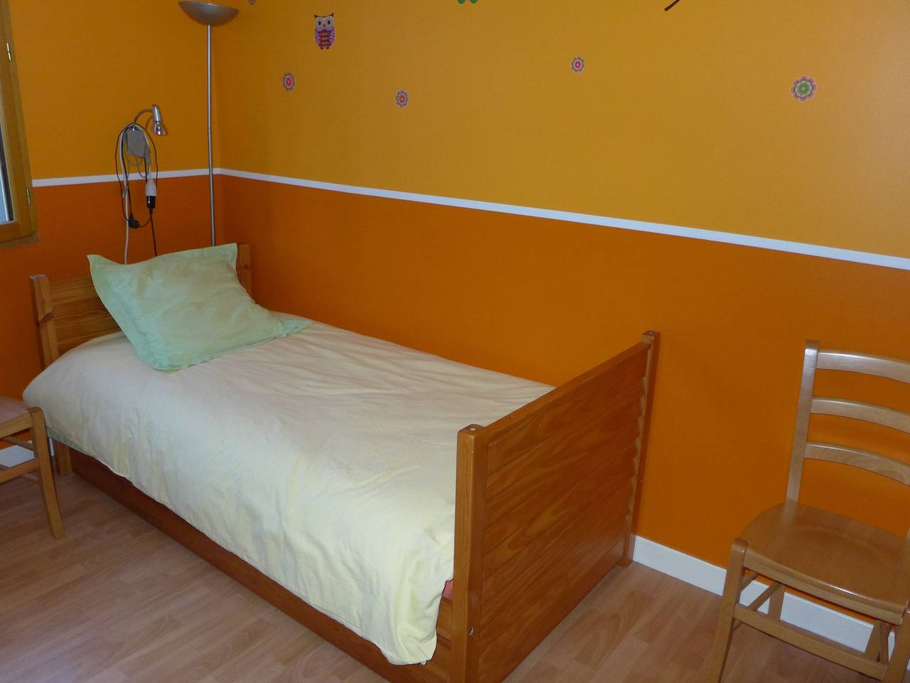 Wooden house by the canal with terrace and games in Froncles, Haute-Marne