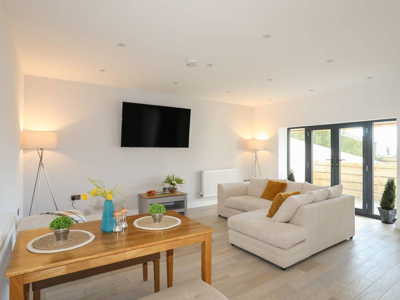 Entire apartment, Bryn Min Manton Bach in Caernarfon, Gwynedd