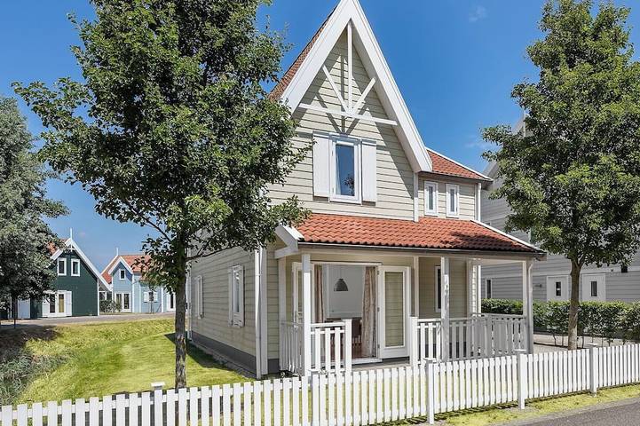 Villa für 6 Personen, mit Sauna und Garten