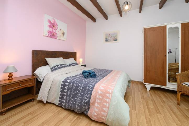 'Gîte de Keravy - 4 guests - Vannes' with terrace, shared garden and Wi-Fi in Vannes, Regional Natural Park of the Golfe du Morbihan