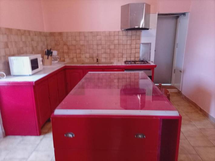 Location de vacances pour 6 personnes, avec Terrasse ainsi que Piscine et Vue à Serres-et-Montguyard - 2