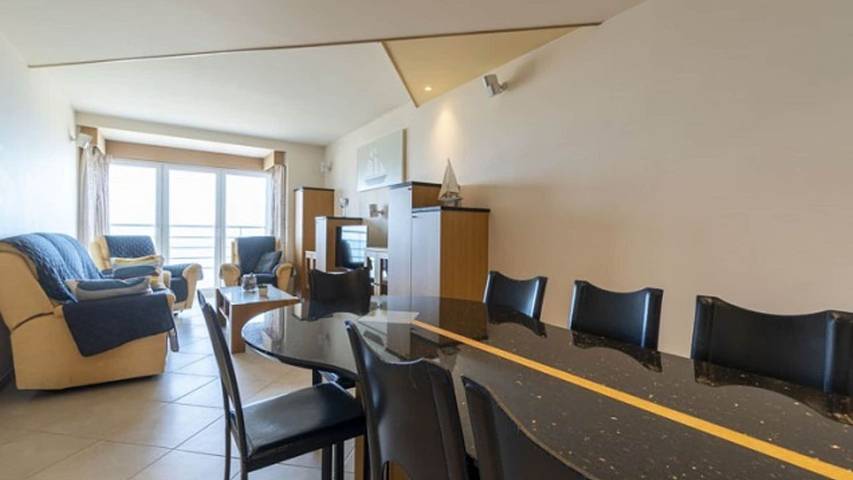 Ferienwohnung für 4 Personen, mit Whirlpool und Balkon in Middelkerke