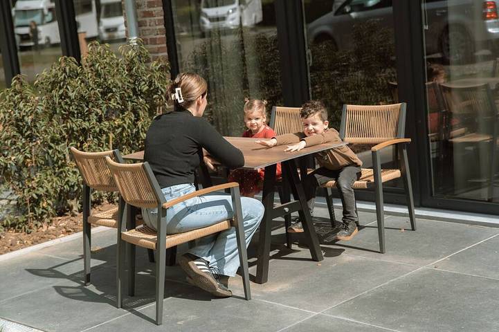 Gîte pour 2 personnes, avec jardin et piscine, animaux acceptés dans Rémersdael