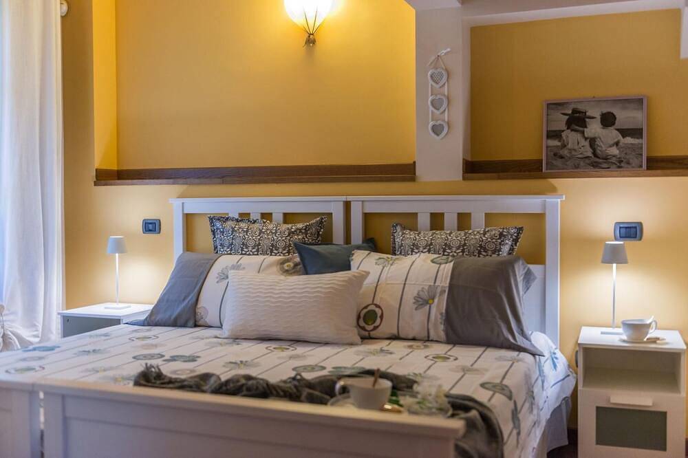 Villa Soleil – 3 Schlafzimmer, Pool, haustierfreundlich, Klima, Wlan in Montemaggiore al Metauro, Colli al Metauro