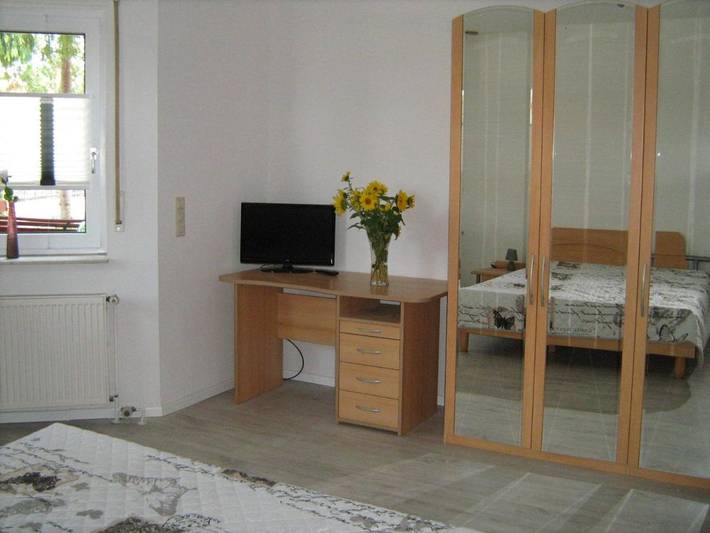 Ferienwohnung für 3 Personen, mit Terrasse und Garten in Heede - 3