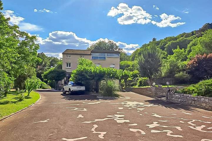 Ganze Wohnung, Pet friendly apartment in Vallon pont d'arc in Vallon-Pont-d'Arc, Gorges de l’Ardèche