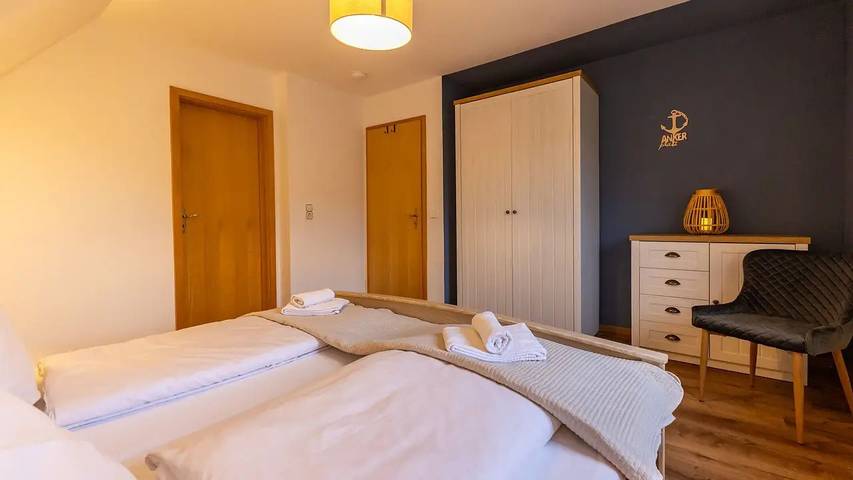 Ferienhaus für 4 Personen, mit Terrasse und Garten in Rysum - 3